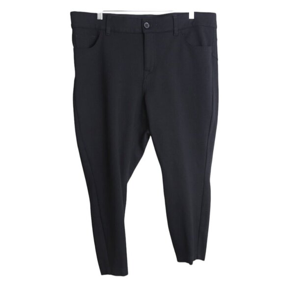 Torrid Womens Ponte Knit Skinny Pants Leggings Pants Short Size 18S Black - Picture 1 of 6